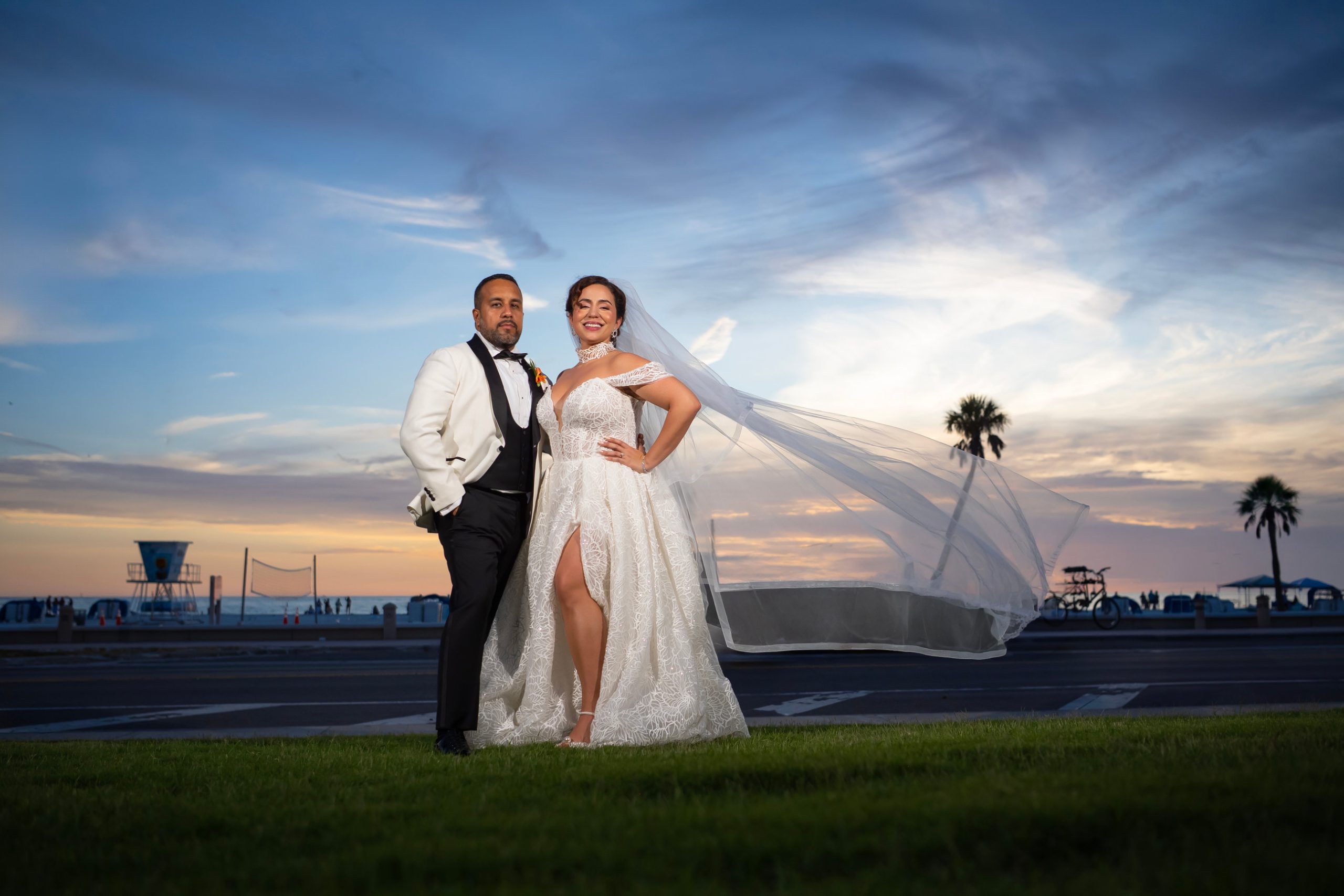 Tampa wedding photographer Roberts Imagery, bride and groom at sunset by the water